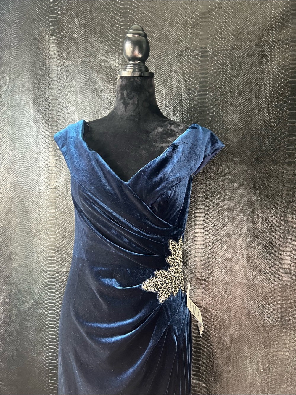 NWT Alex Evenings floor-length evening gown Rich Imperial Navy Size 10